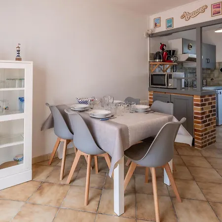 La Canotiere Tatil Evi *